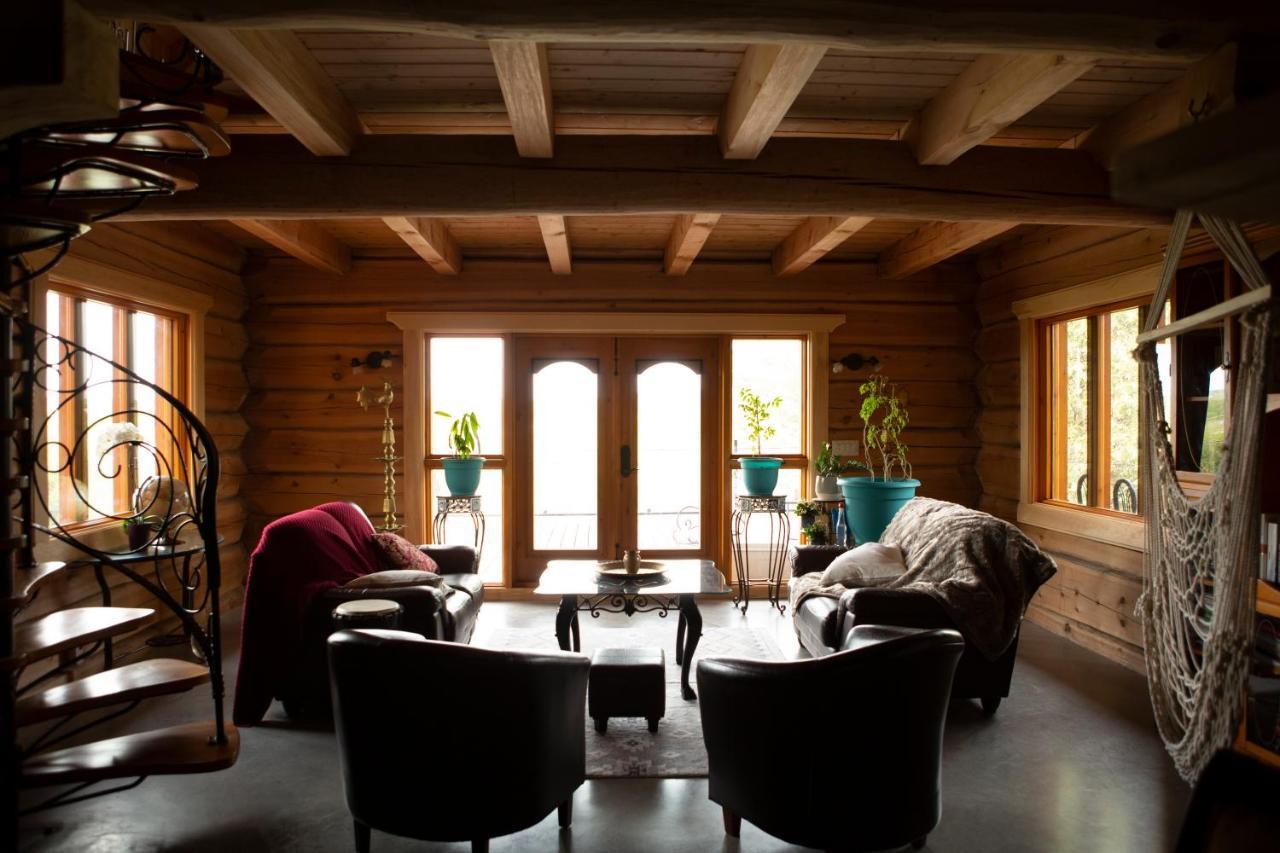 Hebergement "La Maison En Bois Rond" Sainte-Marie Exterior photo
